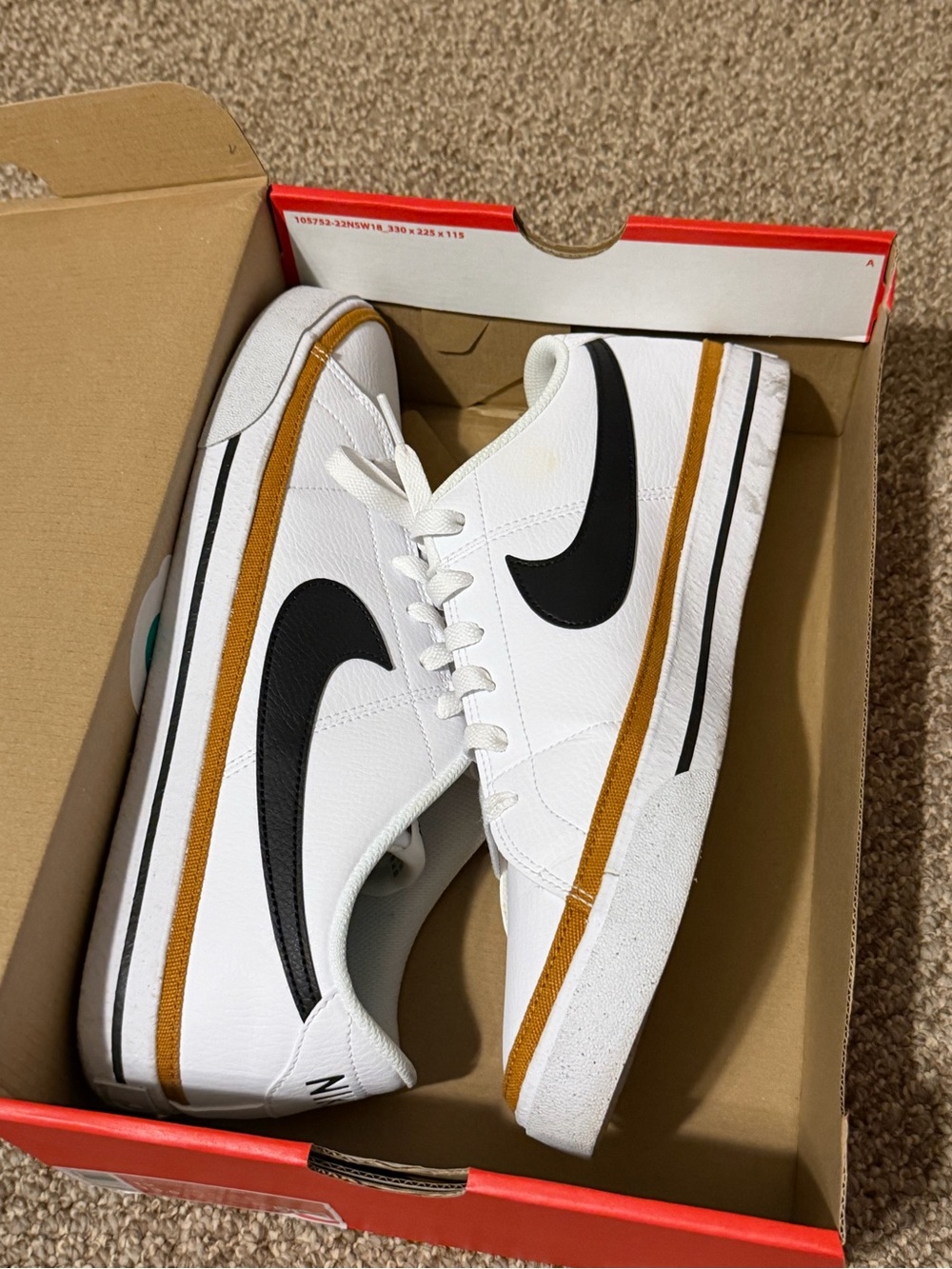 Nike Court Legacy